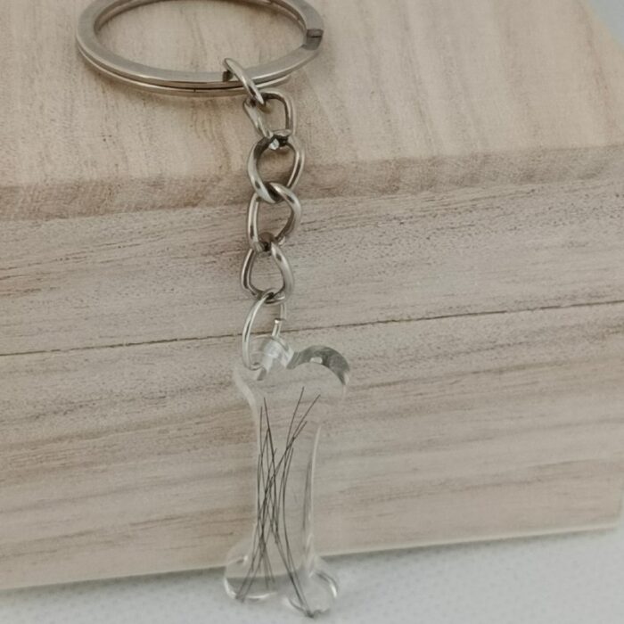 breloczek kość psa