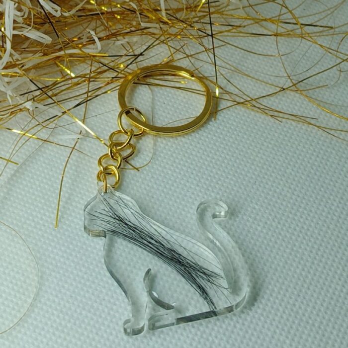 Brelok kotek z sierścią zwierząt - brelok pamięci