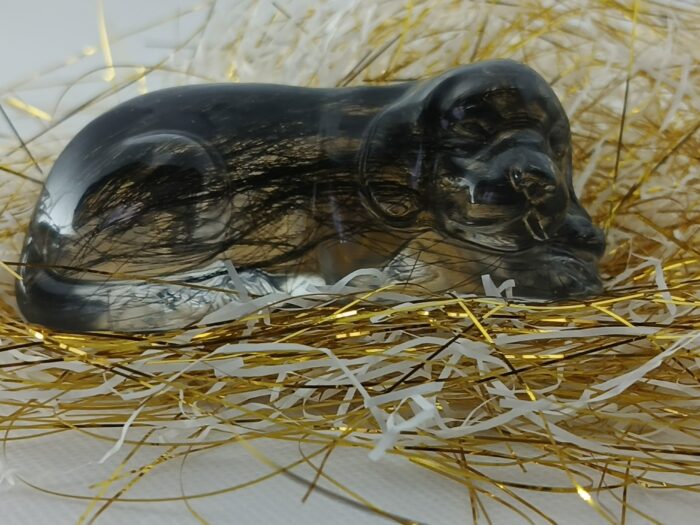 figurka w kształcie psa z sierścią zdjęcie z przodu