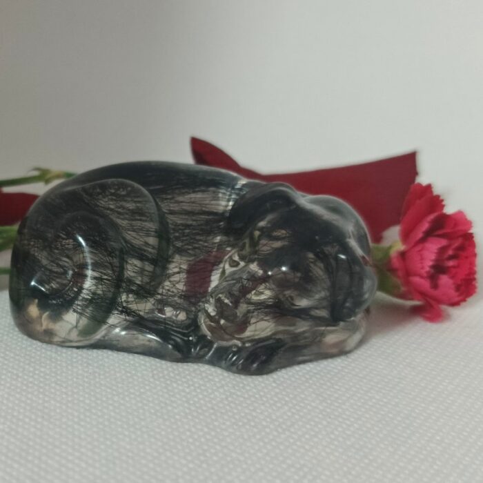 pamiątka po psie - figurka z sierścią